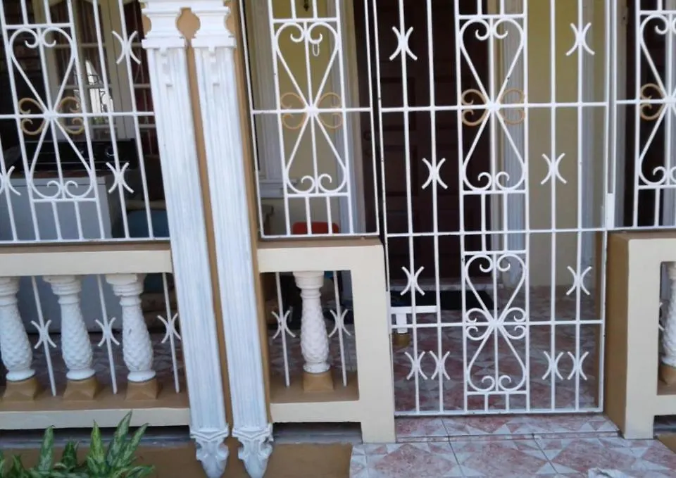 Ocean Breeze Retreat Jamaica Ocho Rios Getaway Daire